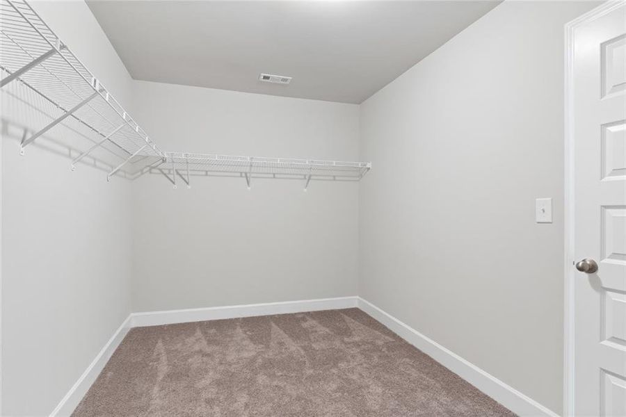 Spacious, unfurnished interior of a new home in Paces Estates, Lithia Springs (Image 22). Spacious, unfurnished interior of a new home in Paces Estates, Lithia Springs (Image 22).