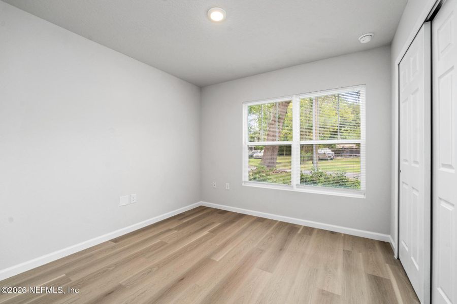 Spacious, unfurnished interior of a new home in , Jacksonville (Image 21).