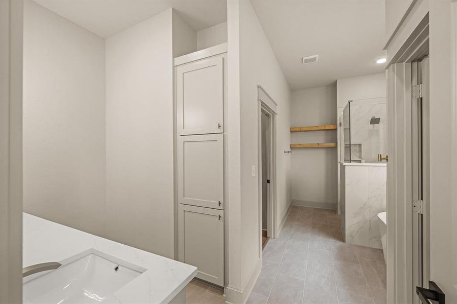 Image 39 of a home in .