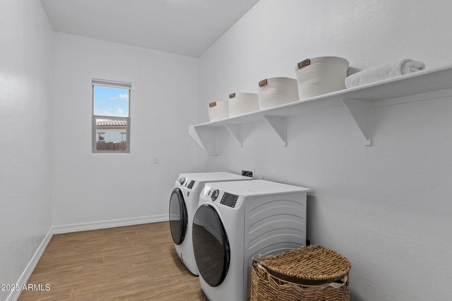 5211 S Del Rancho-34