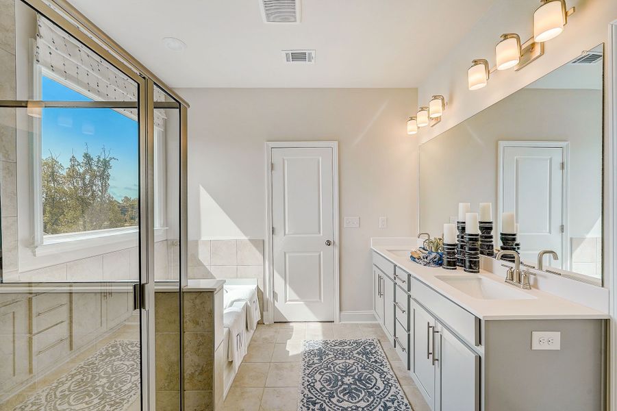 Furnished interior view inside a new home in Nichols Farm, Dacula (Image 31).