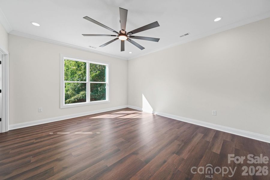 Spacious, unfurnished interior of a new home in , Lancaster (Image 23).