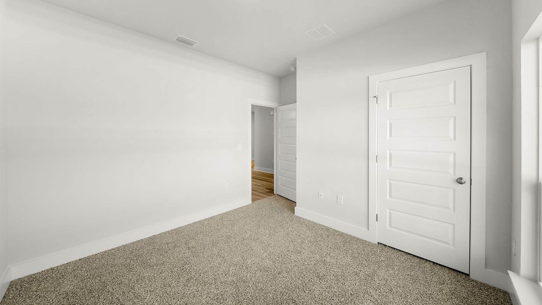 Spacious, unfurnished interior of a new home in Buffer Farms, Port Saint Joe (Image 23).