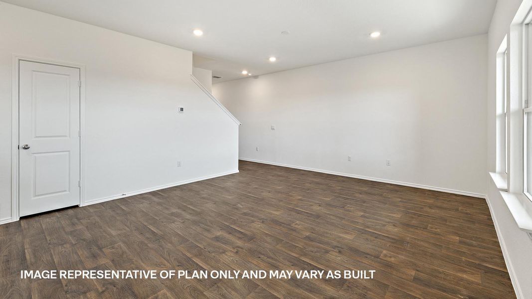 Spacious, unfurnished interior of a new home in Palomino, Manor (Image 27).