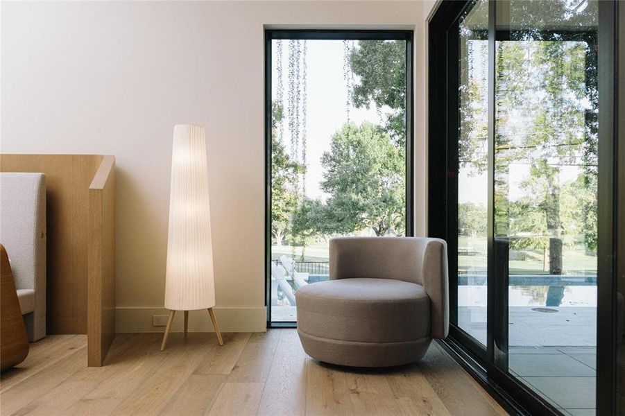 Furnished interior view inside a new home in , Dallas (Image 9).