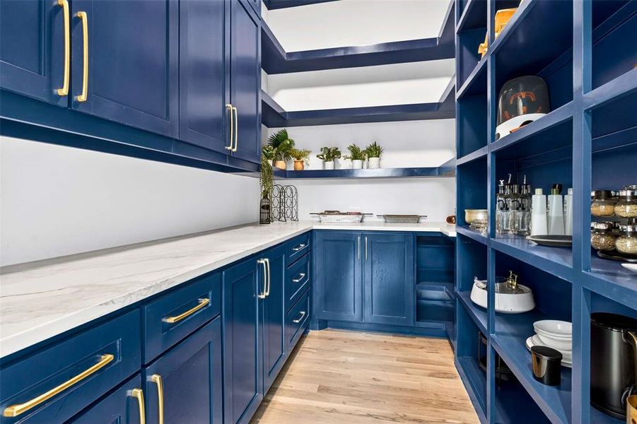 Furnished interior view inside a new home in , Dallas (Image 9).