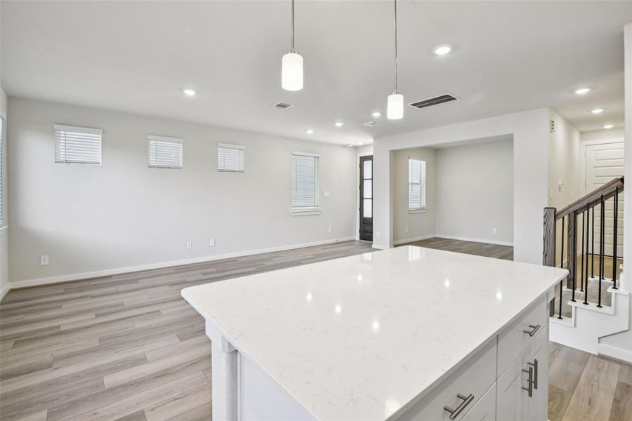 Spacious, unfurnished interior of a new home in Parkway Commons - City Series, Missouri City (Image 32).