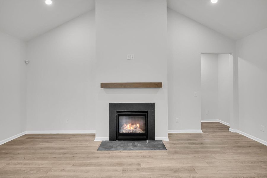 Spacious, unfurnished interior of a new home in Abbey Walk, Moncks Corner (Image 16).