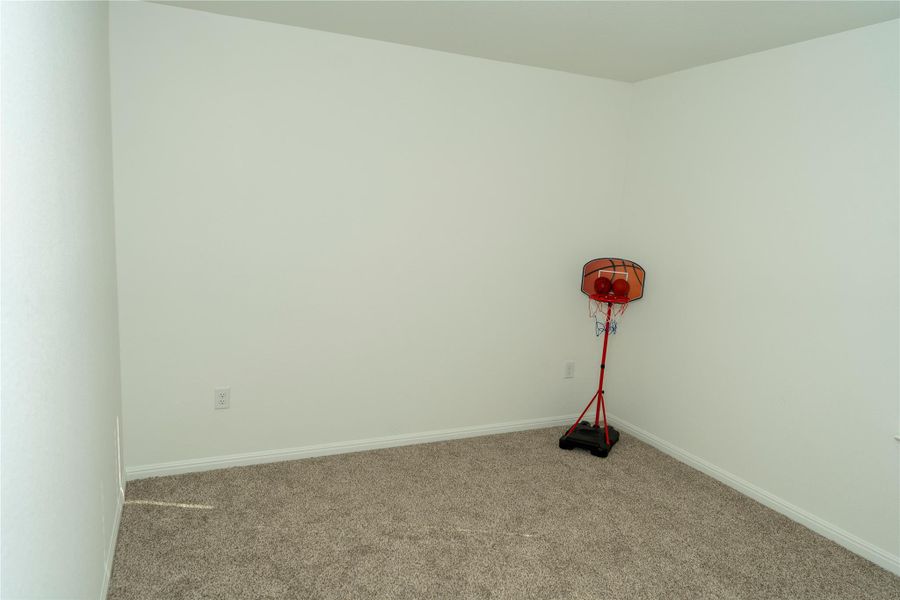 Spacious, unfurnished interior of a new home in , Leander (Image 22).