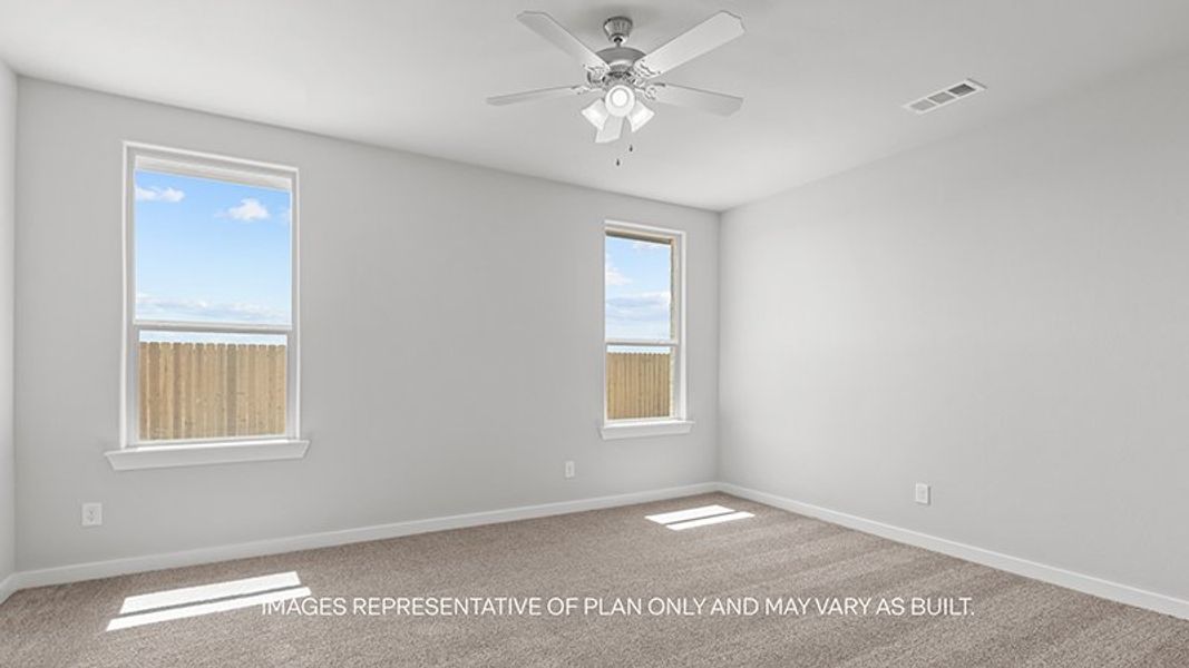 Spacious, unfurnished interior of a new home in Westmont, Lubbock (Image 18).