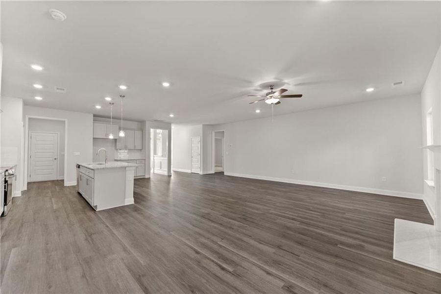 Spacious, unfurnished interior of a new home in Wood Creek Landing, Leland (Image 19).