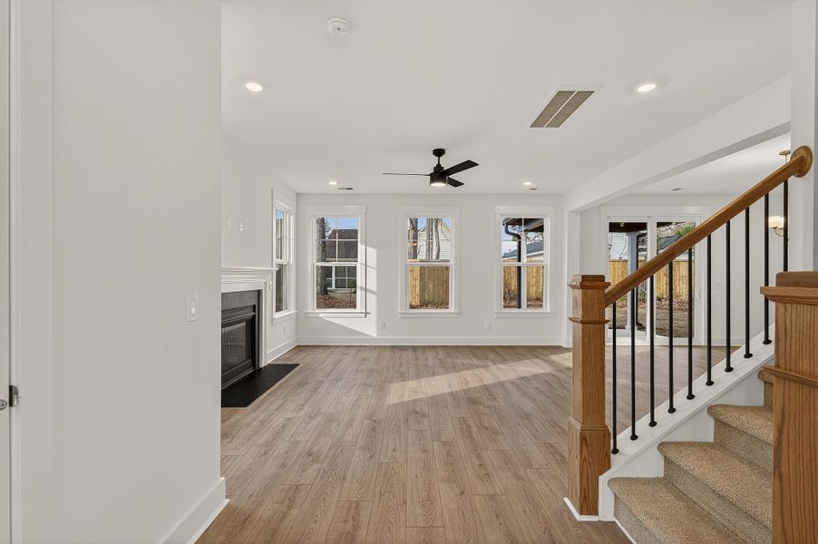 Spacious, unfurnished interior of a new home in Indigo Place, North Charleston (Image 4).