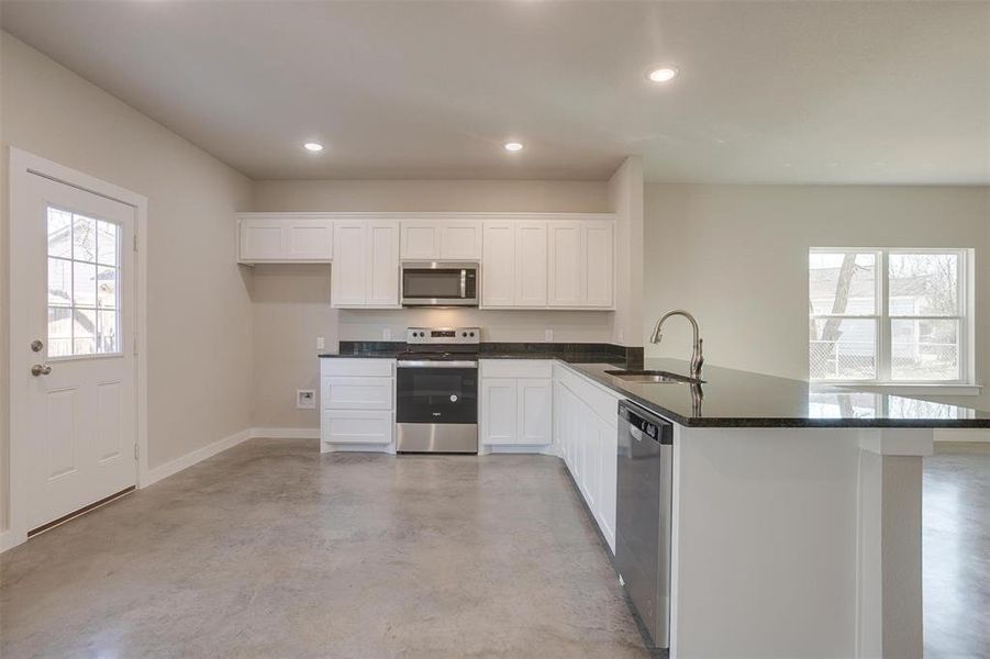 Furnished interior view inside a new home in , Itasca (Image 10). Furnished interior view inside a new home in , Itasca (Image 10).