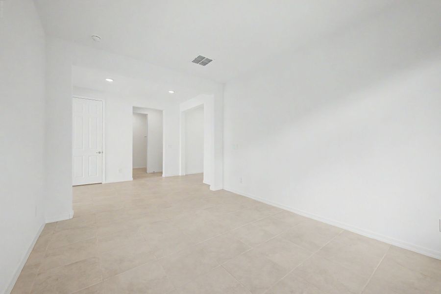 Spacious, unfurnished interior of a new home in Empire Pointe, Queen Creek (Image 13). Spacious, unfurnished interior of a new home in Empire Pointe, Queen Creek (Image 13).