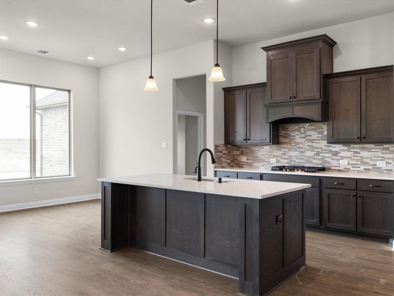 Furnished interior view inside a new home in , Waxahachie (Image 6).