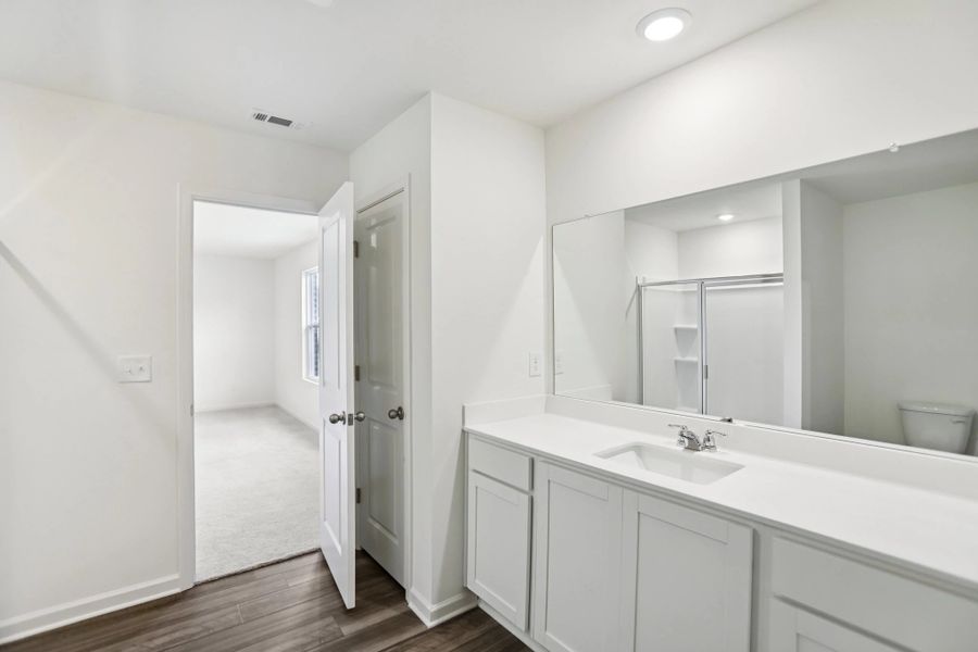Representative furnished interior of a home built from the Splendor by Starlight Homes in The Summit at Carters Station, Columbia (Image 15).