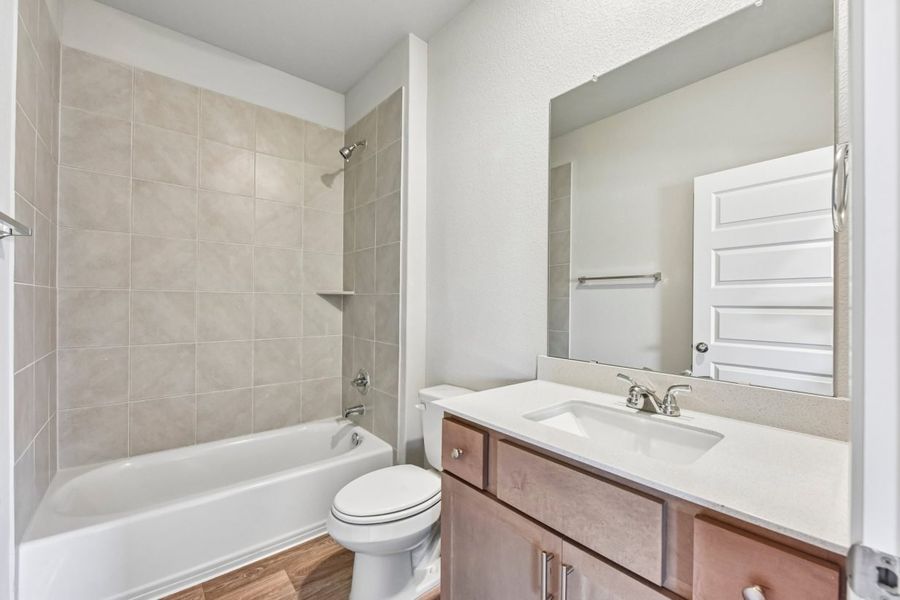 Furnished interior view inside a new home in Cascade, Liberty Hill (Image 12).