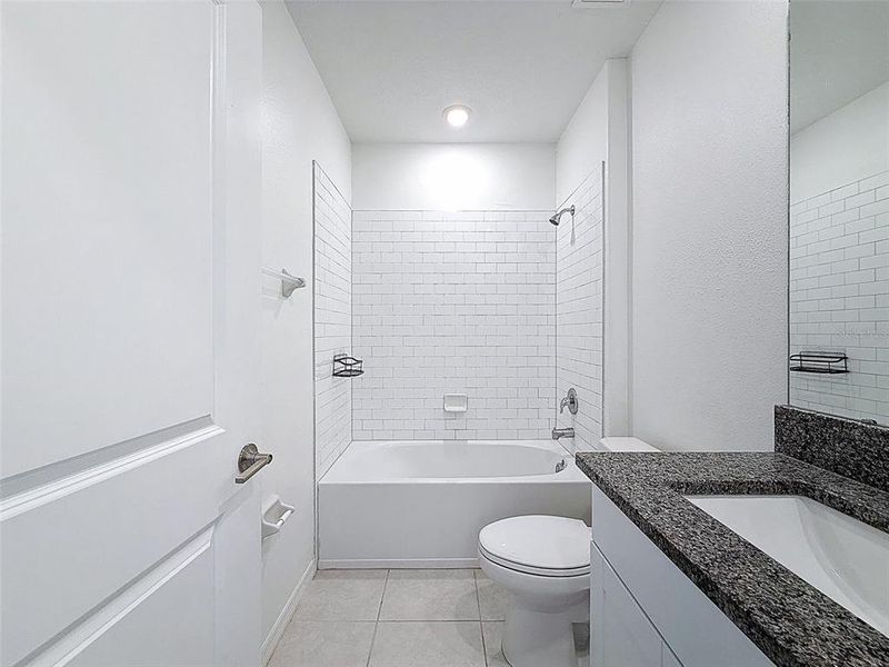 Furnished interior view inside a new home in , Lakeland (Image 17).