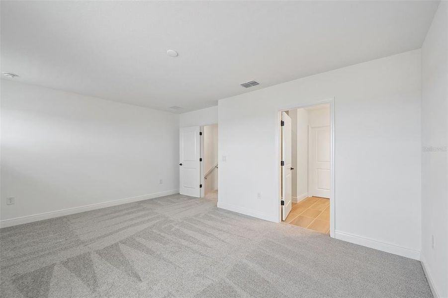 Spacious, unfurnished interior of a new home in SeaFlower, Bradenton (Image 18).
