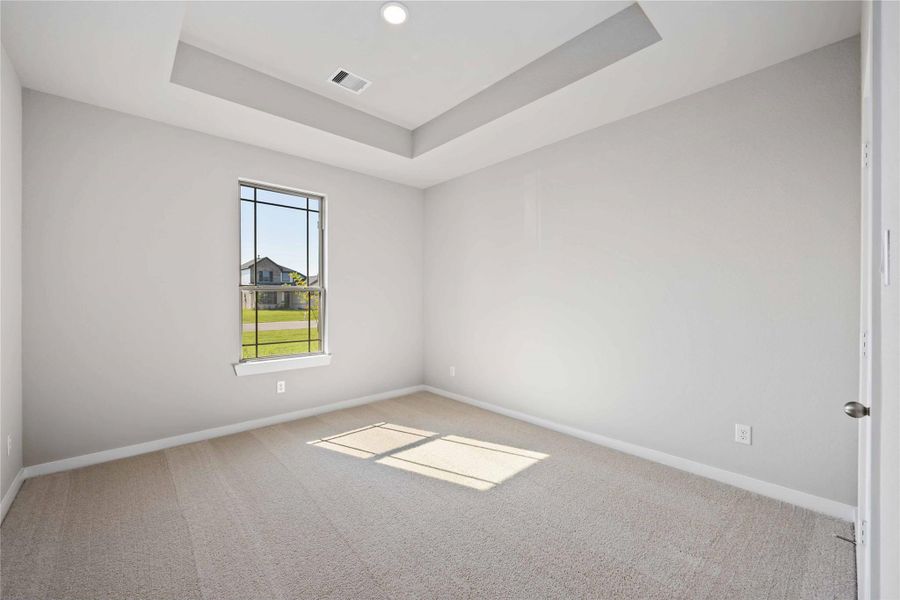 Spacious, unfurnished interior of a new home in Blue Heron Estates, Beasley (Image 15).