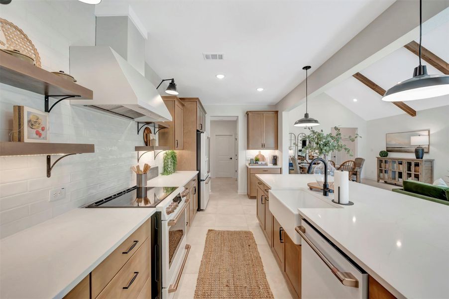 Stunning kitchen (*Photo not of actual home and used for illustration purposes only.) Stunning kitchen (*Photo not of actual home and used for illustration purposes only.)