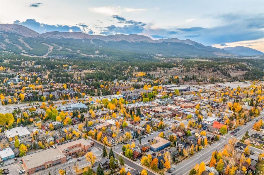 Image 43 of a home in .