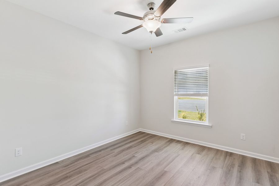 Spacious, unfurnished interior of a new home in Woodland Cove, Brunswick (Image 26).