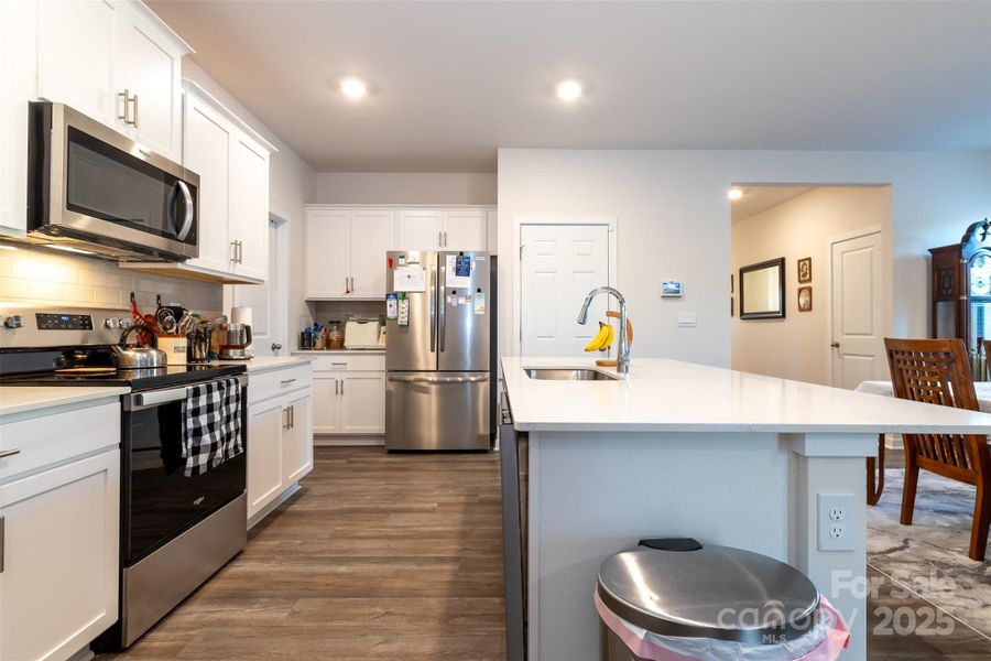 Furnished interior view inside a new home in , Kings Mountain (Image 15).