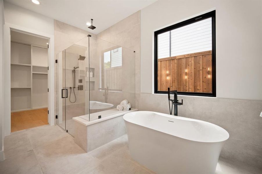 Furnished interior view inside a new home in , Dallas (Image 12).