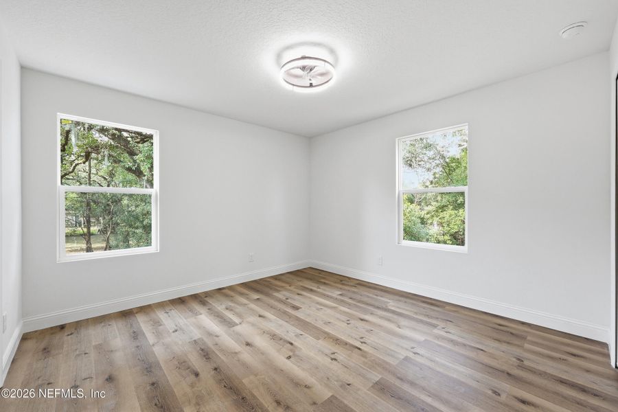 Spacious, unfurnished interior of a new home in , Jacksonville (Image 23).