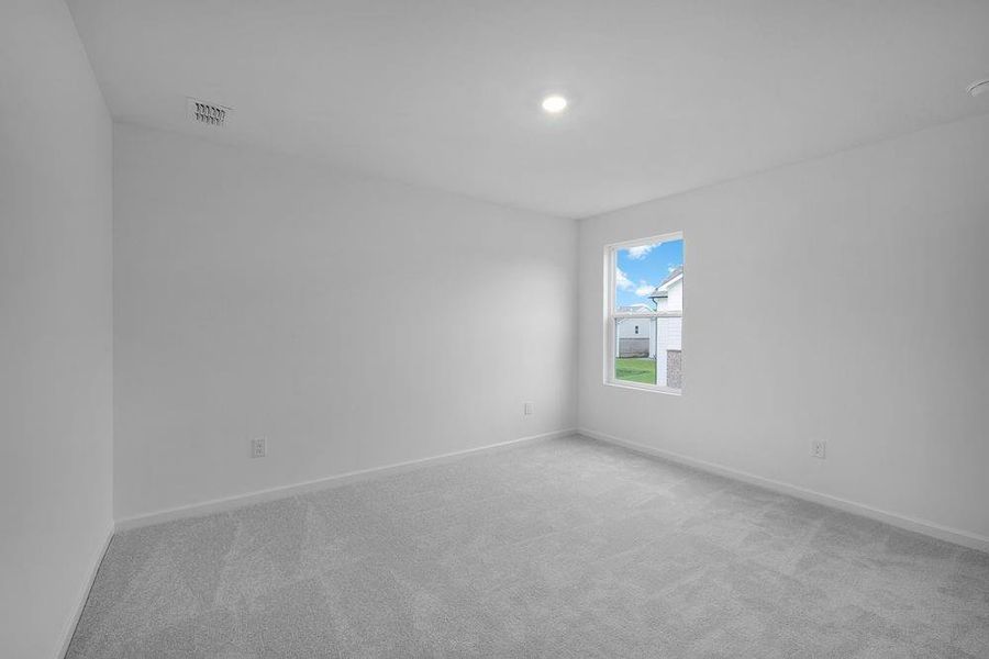 Spacious, unfurnished interior of a new home in Windance Lake, Loganville (Image 29).