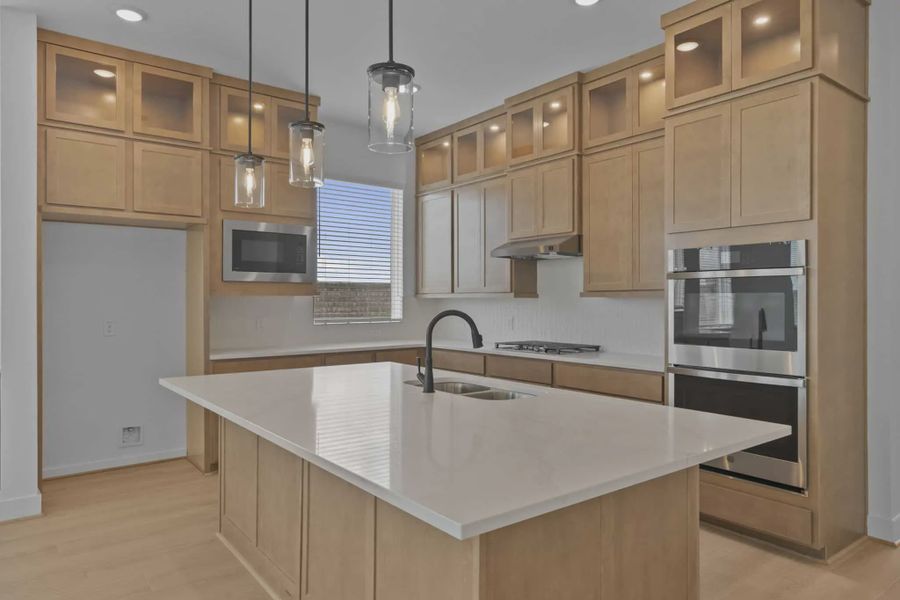 Representative furnished interior of a home built from the Lauren by Chesmar Homes in Beacon Point, Texas City (Image 6). Representative furnished interior of a home built from the Lauren by Chesmar Homes in Beacon Point, Texas City (Image 6).