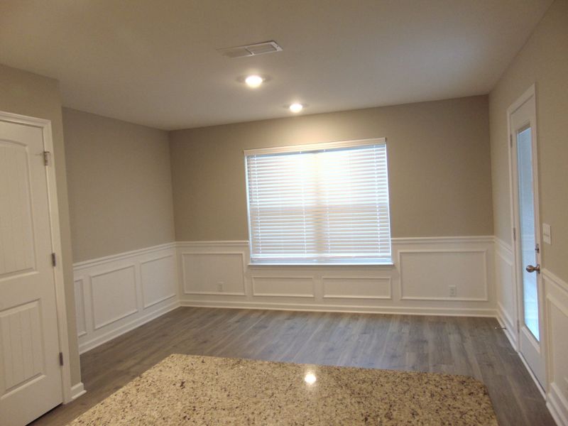 Spacious, unfurnished interior of a new home in Evergreen Farms, Murfreesboro (Image 11).