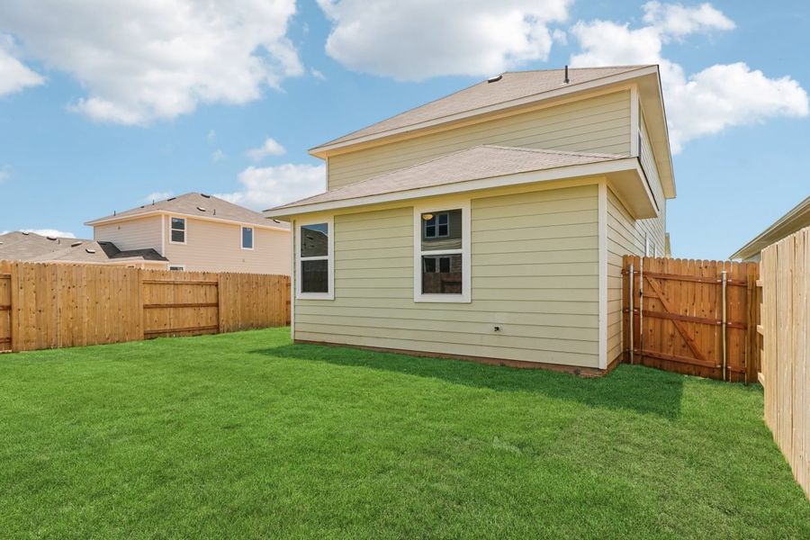 Exterior details and patio area of a home in Cascade, Liberty Hill (Image 4).