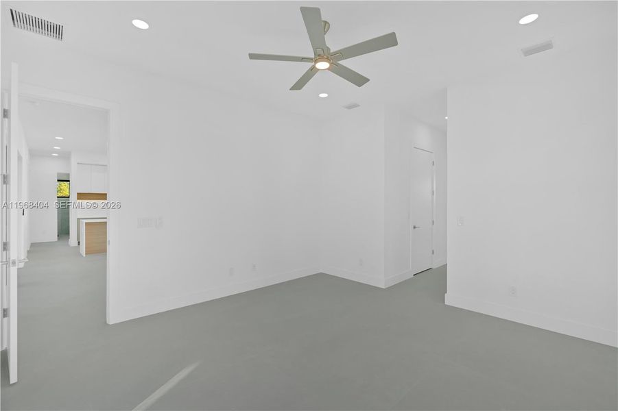 Spacious, unfurnished interior of a new home in , Port Charlotte (Image 45).