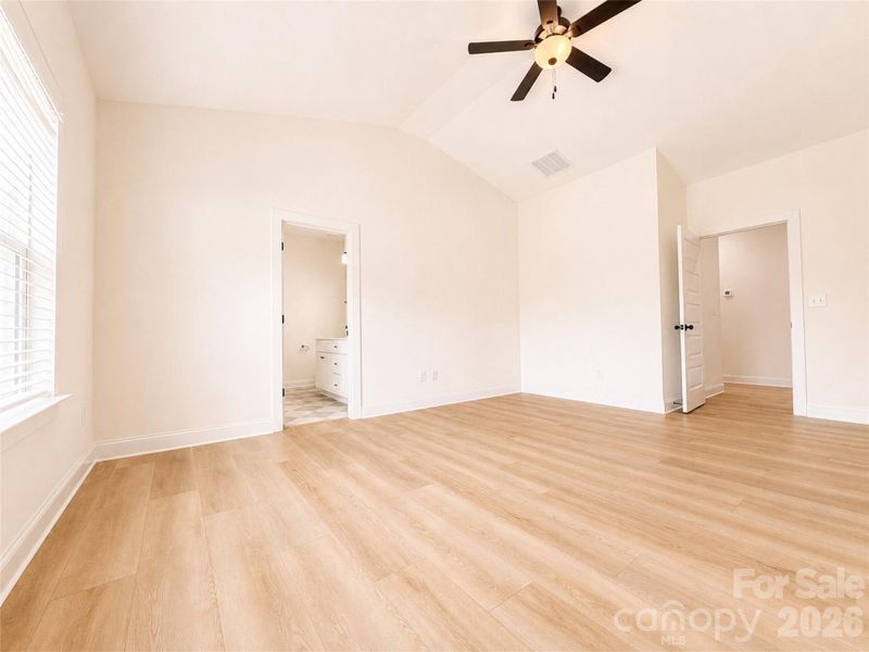 Spacious, unfurnished interior of a new home in , Charlotte (Image 23).