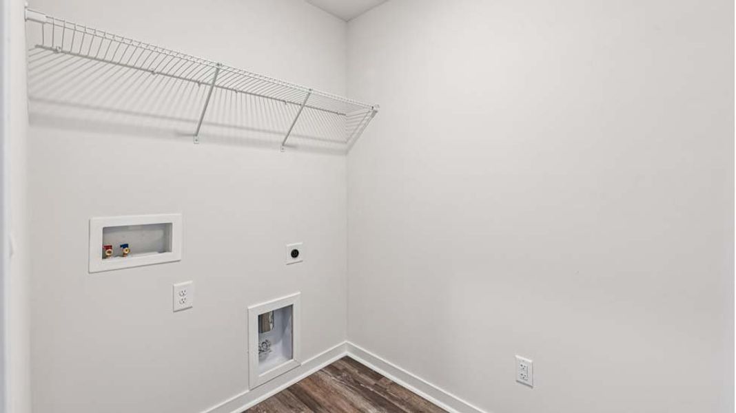 Representative unfurnished interior of a home built from the Darwin by D.R. Horton in Reedy Creek Preserve, Charlotte (Image 25).