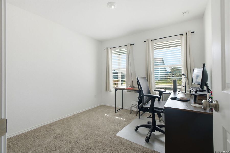 Furnished interior view inside a new home in Lodi Grove, Floresville (Image 6).