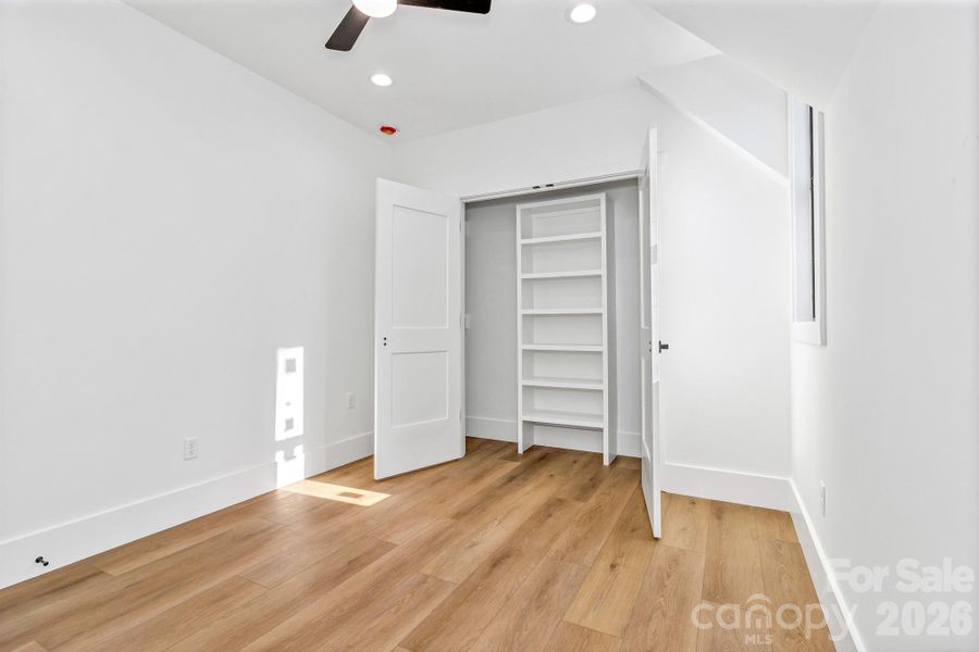 Spacious, unfurnished interior of a new home in , Mills River (Image 42).