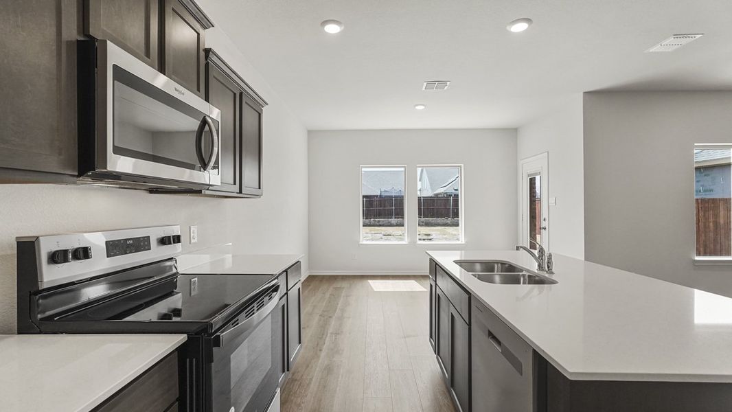 Representative furnished interior of a home built from the Grace by D.R. Horton in Cottonwood, Dorchester (Image 5). Representative furnished interior of a home built from the Grace by D.R. Horton in Cottonwood, Dorchester (Image 5).