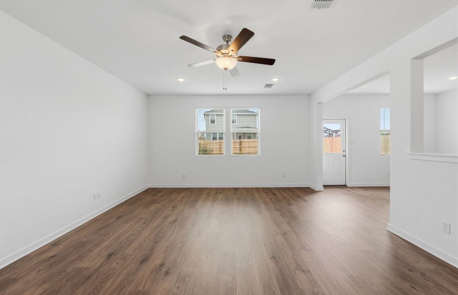 Spacious, unfurnished interior of a new home in Sonterra, Jarrell (Image 21). Spacious, unfurnished interior of a new home in Sonterra, Jarrell (Image 21).