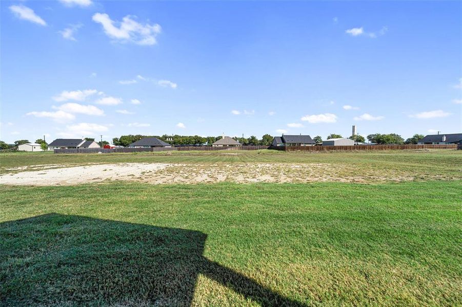 Natural landscape and outdoor views near Nash Estates in Tom Bean (Image 33).
