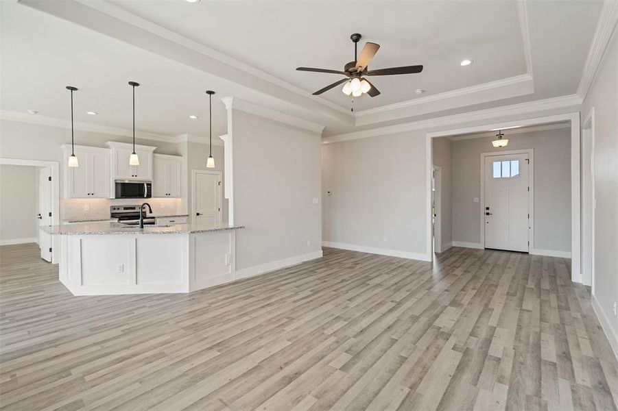 Spacious, unfurnished interior of a new home in , Mabank (Image 15).