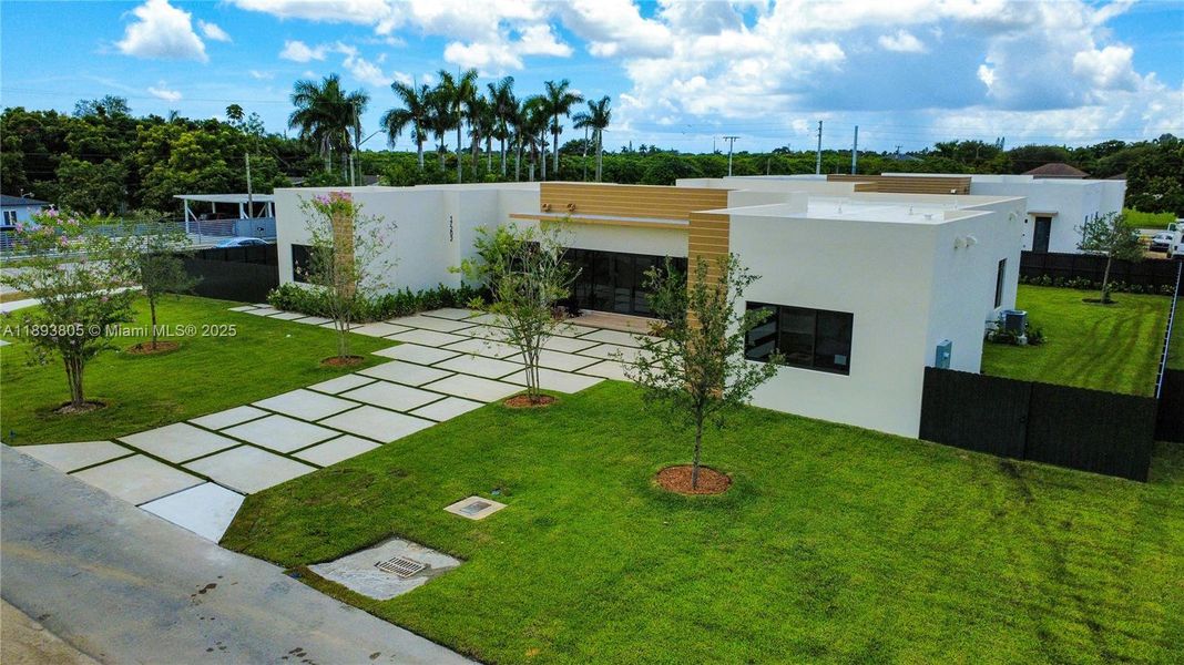 Image 23 of a home in . Image 23 of a home in .