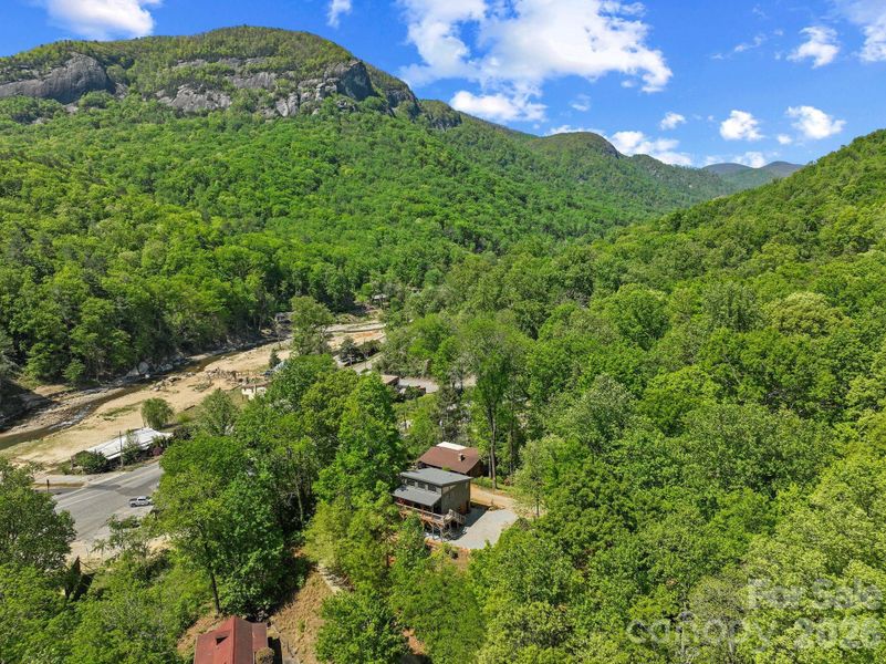 Sitting above it all, but an easy location for accessing the conviences of both Lake Lure & Chimney Rock.