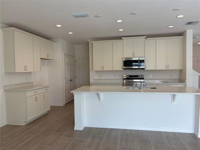 Furnished interior view inside a new home in Sky Lakes Towns, St. Cloud (Image 4).