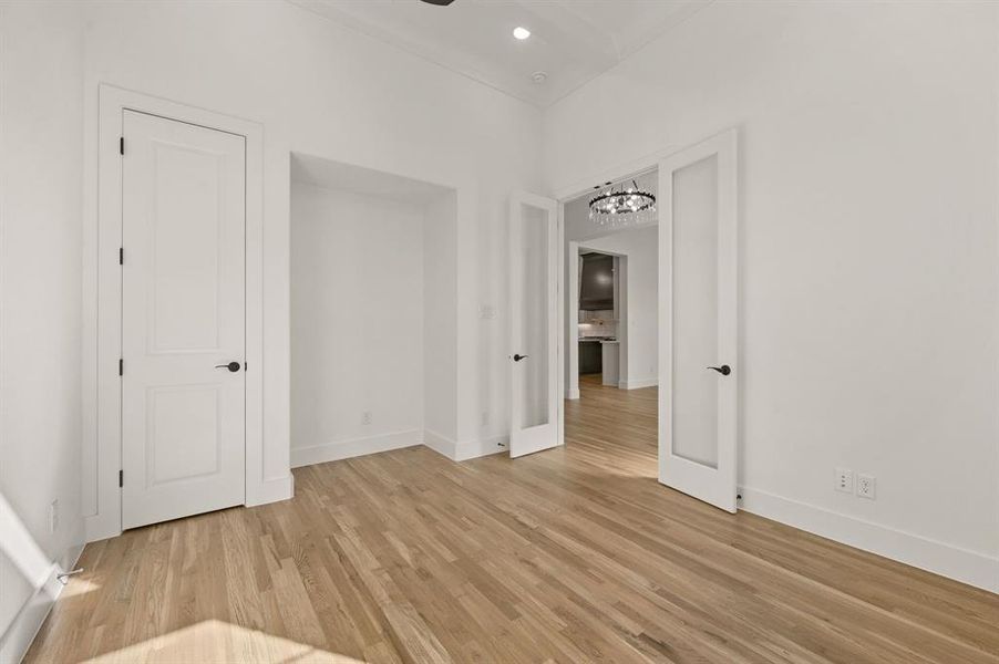 Spacious, unfurnished interior of a new home in NorthGlen, Haslet (Image 35).