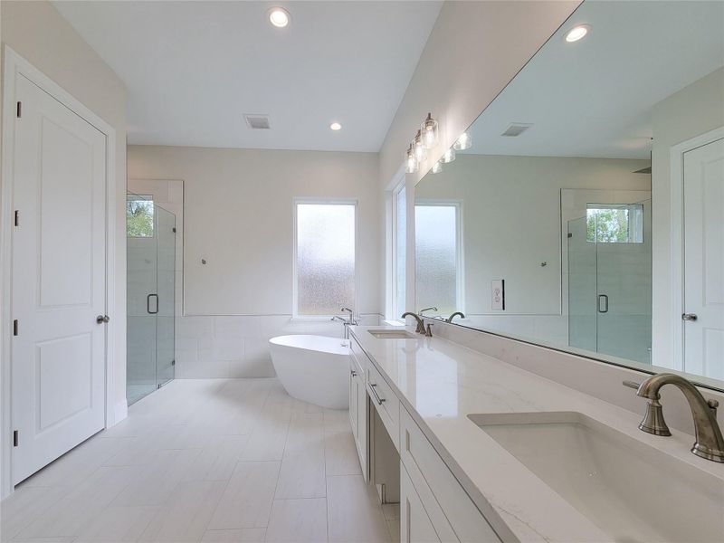 Furnished interior view inside a new home in , Conroe (Image 11).