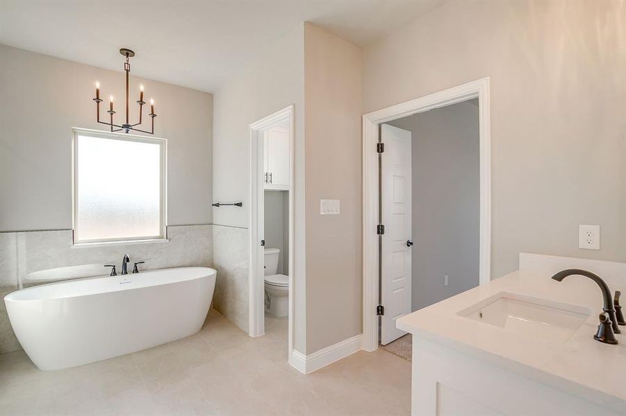 Furnished interior view inside a new home in , Weatherford (Image 8).