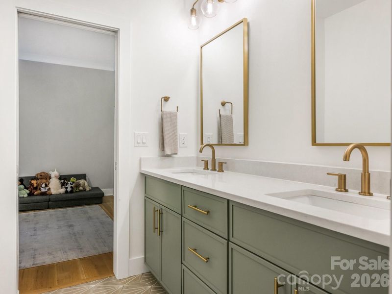 Full Bath 3